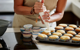 Lazy Cook's Salvation: How an Air Fryer Oven Makes 8 Cooking Methods Effortless